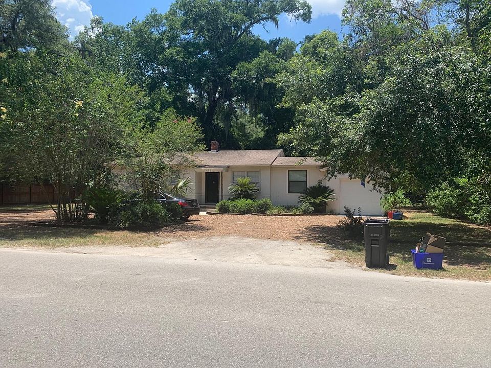 2nd image of 120 SW 25th St