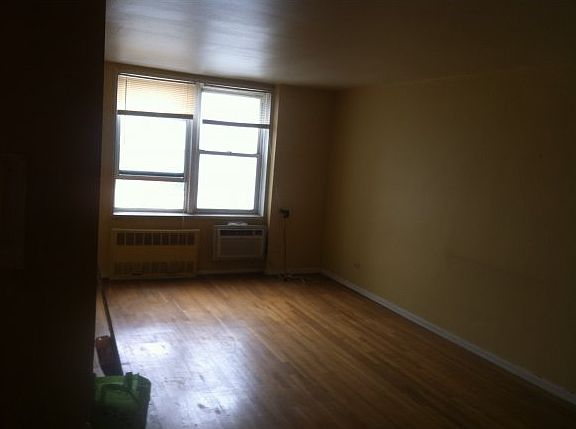 3rd image of 735 Avenue W APT 2H
