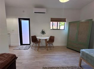 52 NW 68th St, Miami, FL 33150