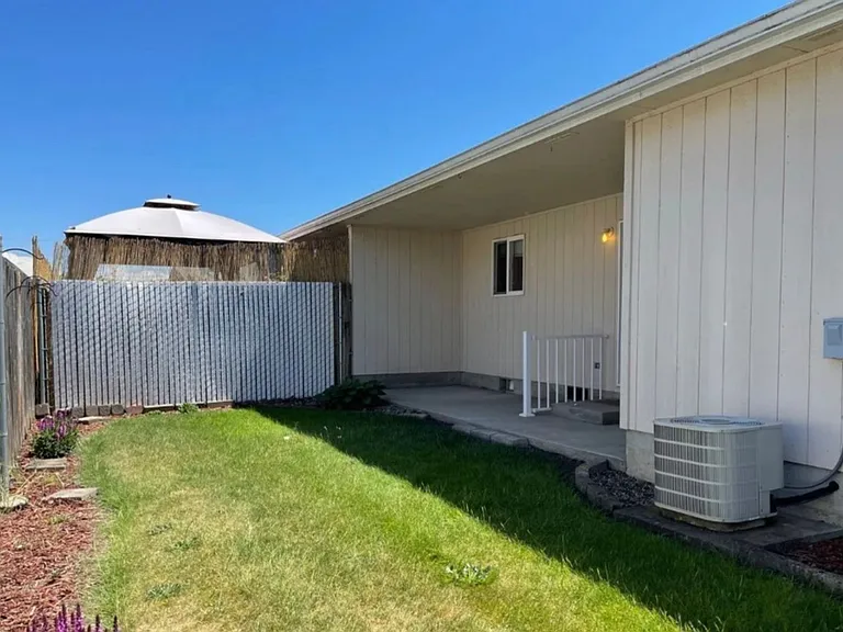 3961 Azalea Ave SE — Photo 11