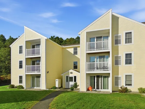 5 Marc Dr APT 5A2, Plymouth, MA 02360