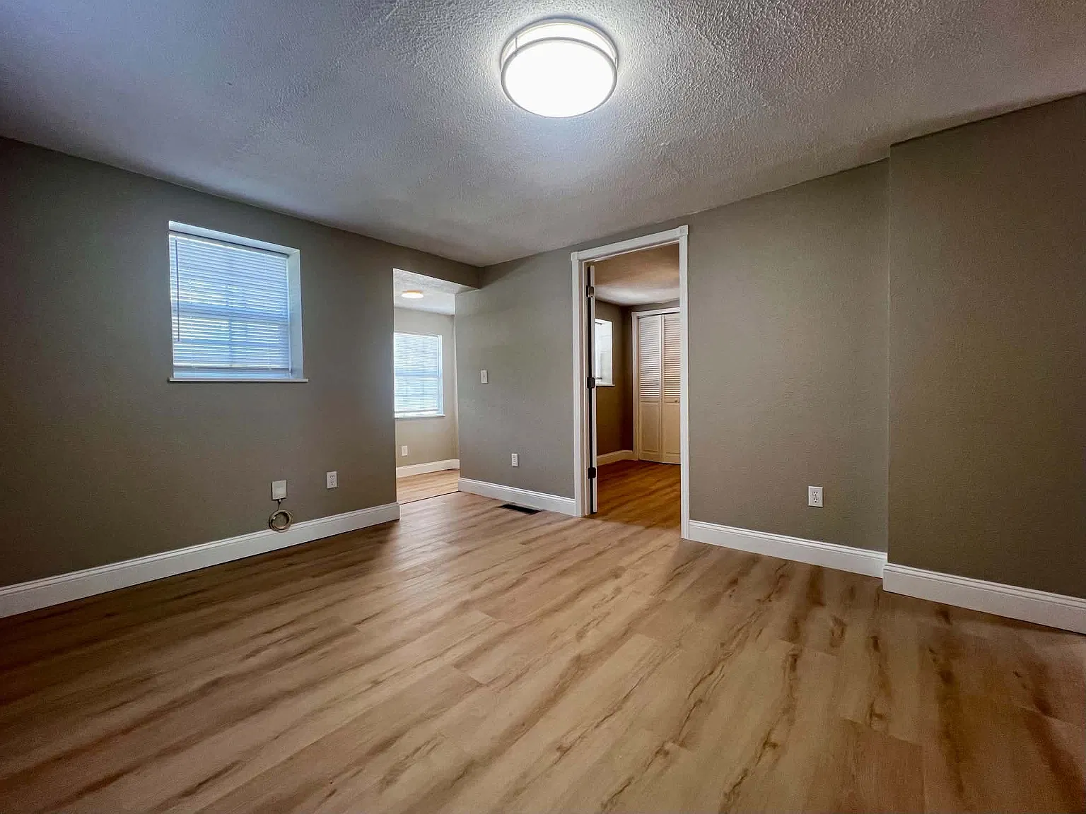 2 bed, 756 sqft, $950 — Photo 4