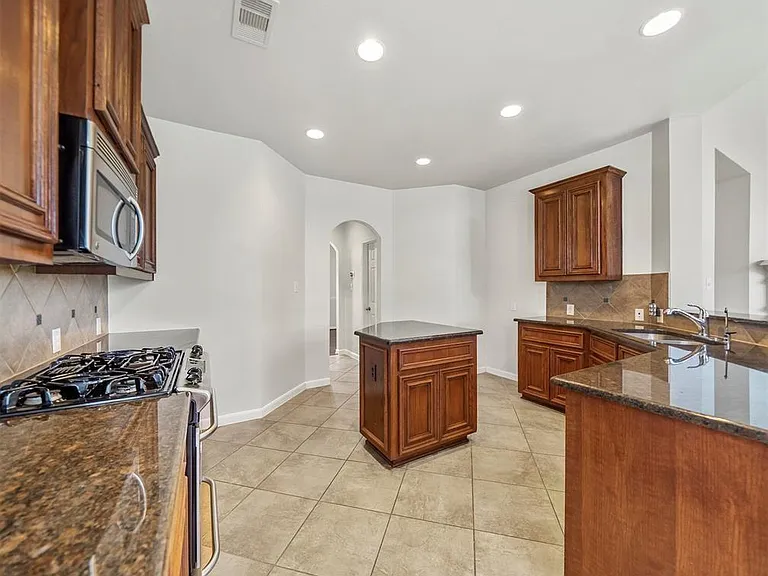 26235 Salt Creek Ln — Photo 13