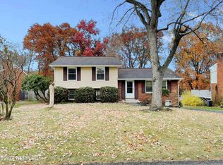 127 Wyngate Rd, Coraopolis, PA 15108