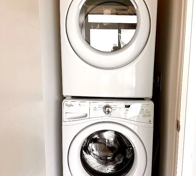 460 Adelaide St E #1821 — Photo 11