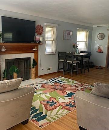 huge bright living room with all new blinds