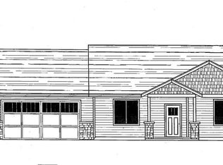 825 Hawk Dr, Silverton, OR 97381