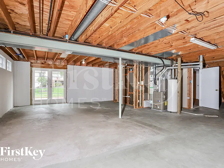 515 Misty Moss Ln — Photo 12