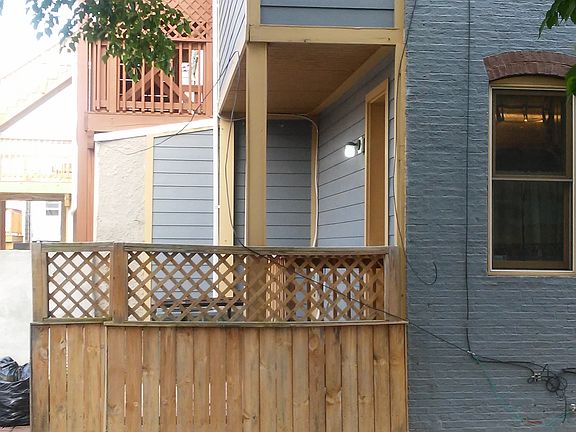 5th image of 2412 E Fairmount Ave