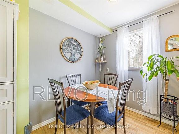 4th image of 6019 Dorchester Rd