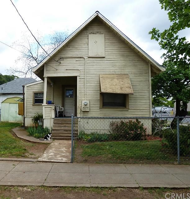 2nd image of 2275 Hewitt Ave