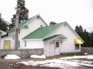 124 9th W, Republic, WA 99166