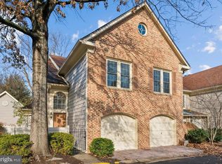 5709 Mayfair Manor Dr #88, Rockville, MD 20852