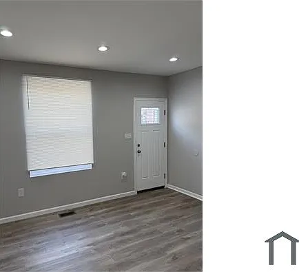 3 bed, $1,600 — Photo 2