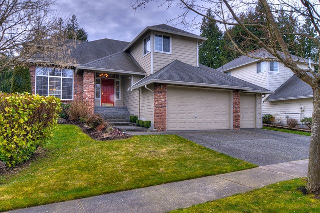 Quality built Cam-West home in nice small subdivision.