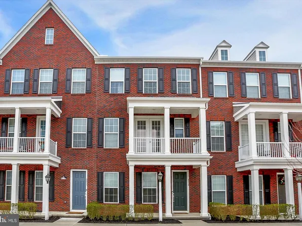 3213 Wayland Rd, Mechanicsburg, PA 17055