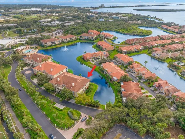 8 Academy Way S APT 123, Saint Petersburg, FL 33711