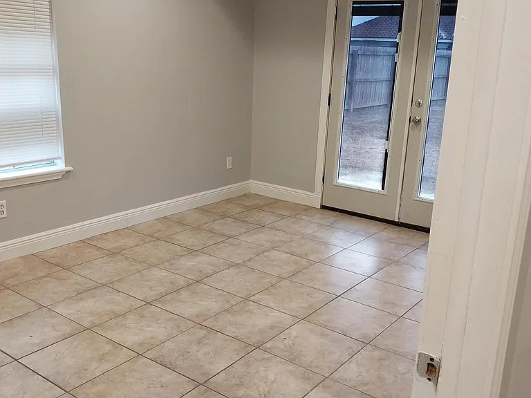 3114 S Westgate Dr — Photo 12