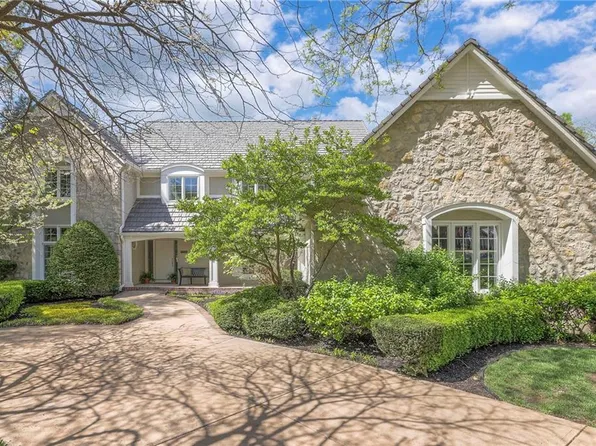 5248 W 126th Ter, Leawood, KS 66209
