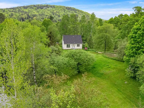 312 Browns Trace, Jericho, VT 05465