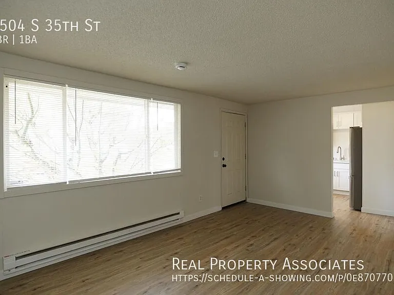 1504 S 35th St — Photo 7