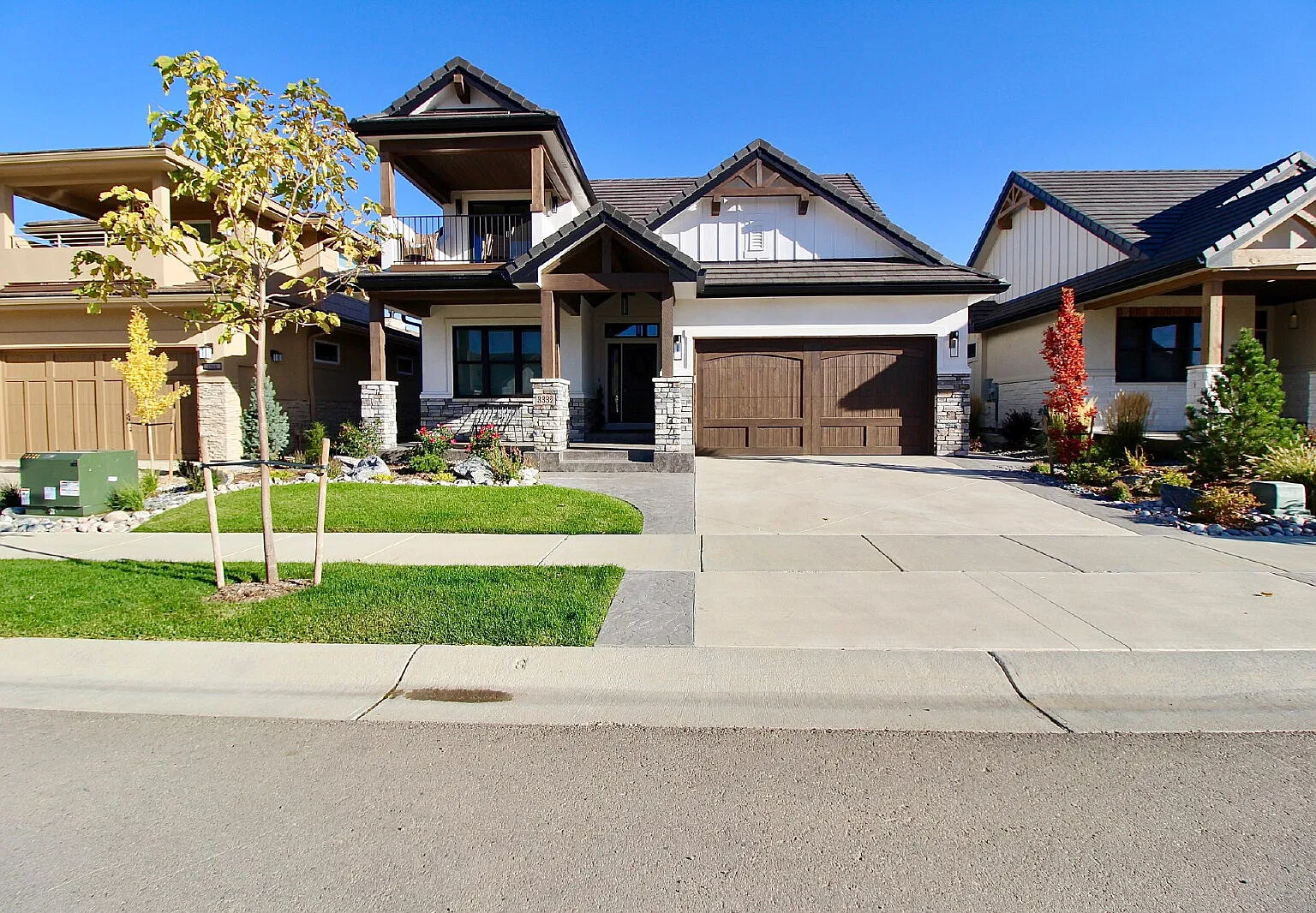 Furnished Luxury 4bd/4ba Home — Photo 2