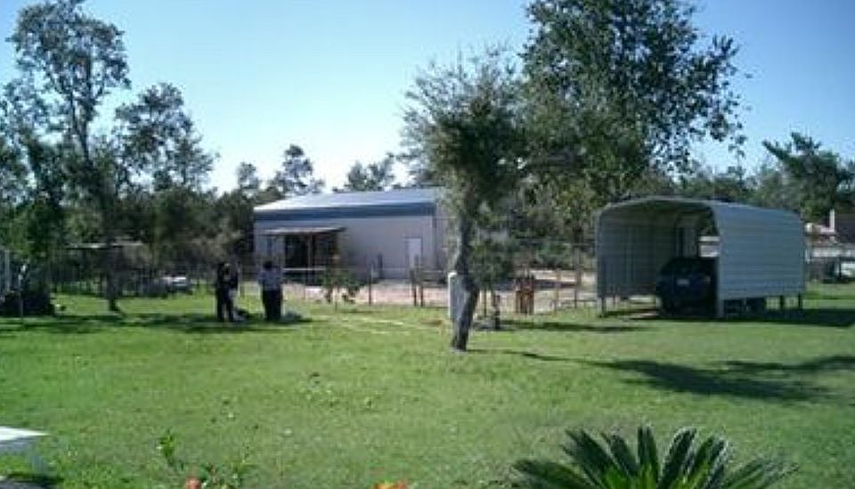 2nd image of 10 S Cedar Ave