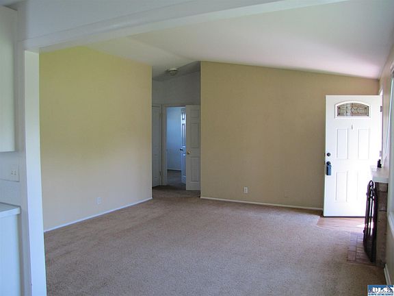 4th image of 215 E Vashon Ave