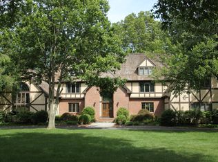 20 Beagling Hill Cir, Fairfield, CT 06824