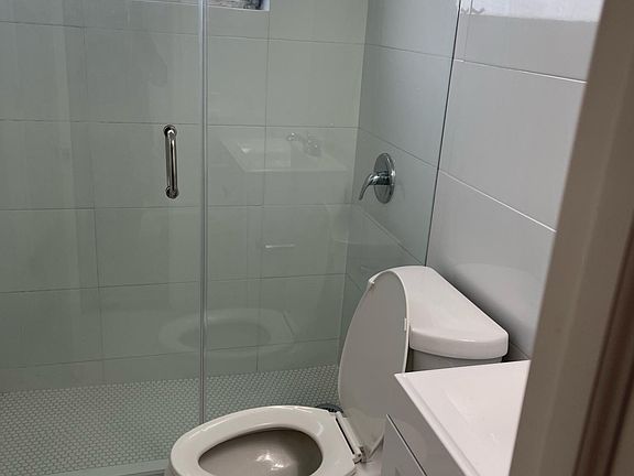 Fully renovated bathroom