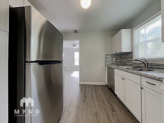 3rd image of 317 Belton Ave