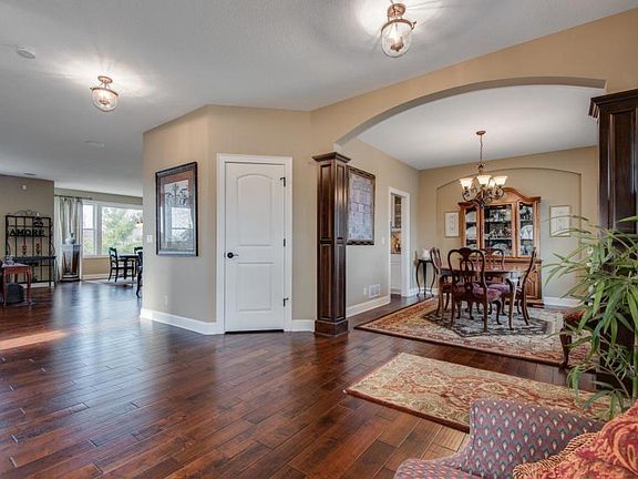 5th image of 11636 Aster Pl