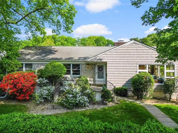 4 Walnut Avenue, Larchmont, NY 10538