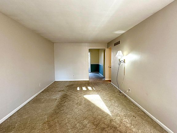 5th image of 169 E Oak Cliff Ct APT 108