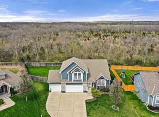 2000 Curtis Dr, Greenwood, MO 64034