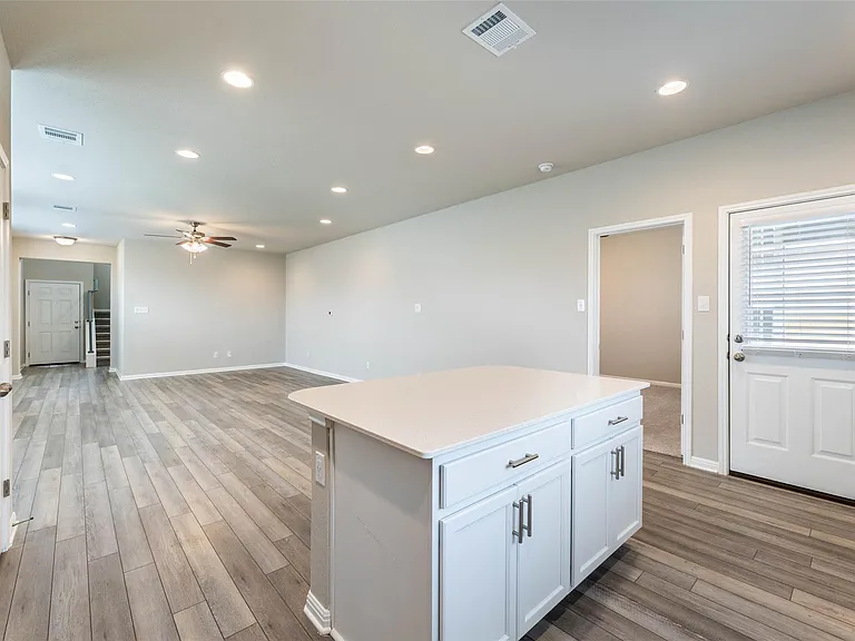 12008 Tolson Dr — Photo 11