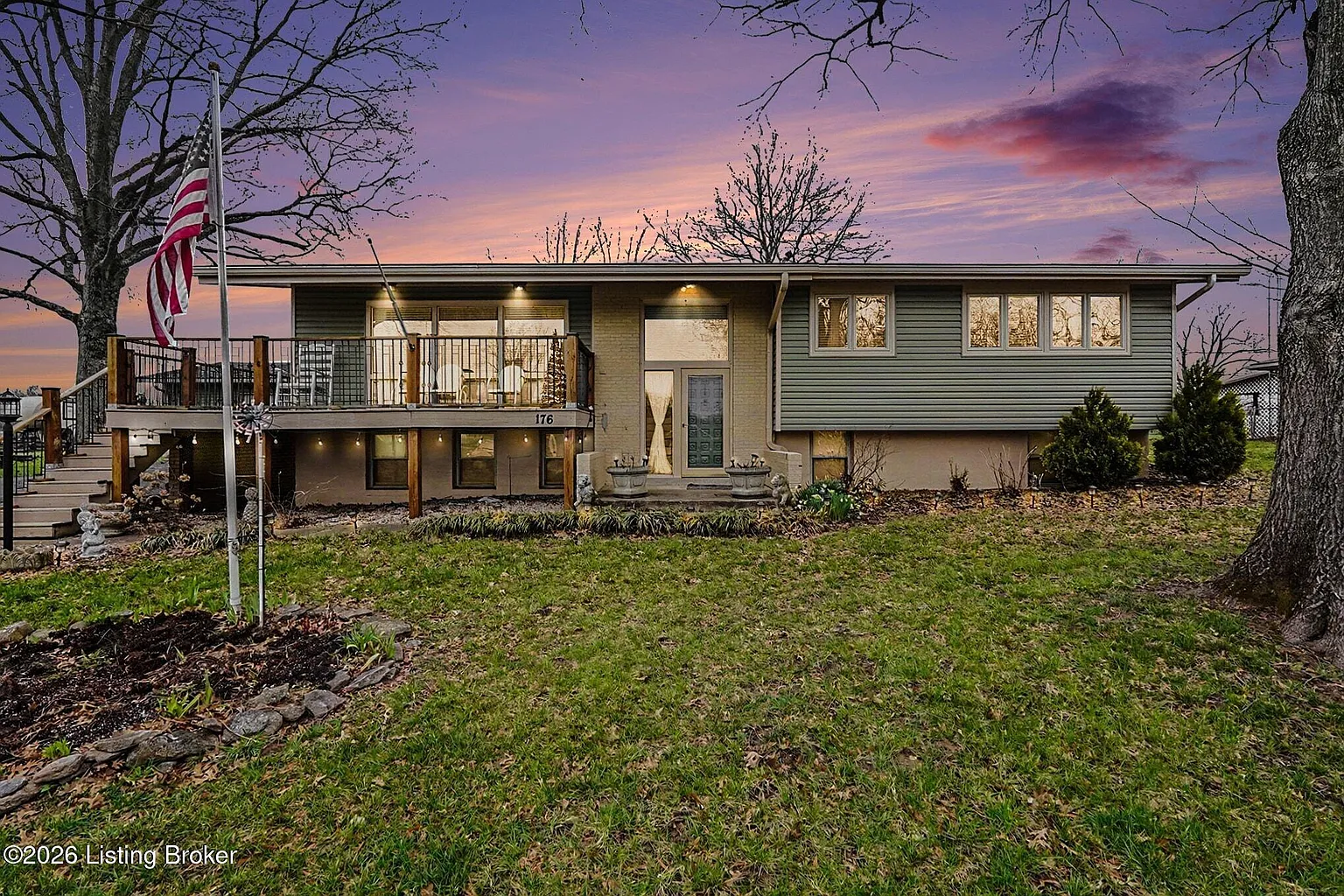 176 Chilton Ct photo 1