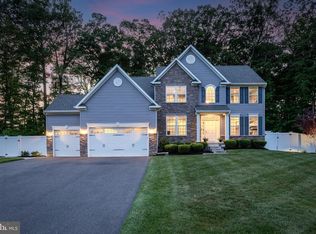 1210 Peach Tree Ct, Delran, NJ 08075