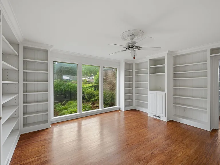 Library or Study off Primary Suite