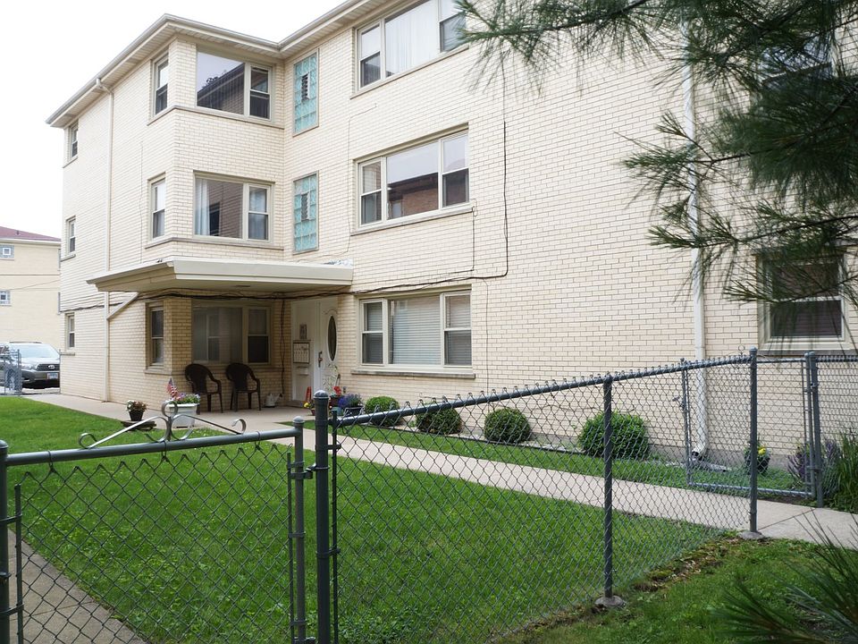 Outside (unit is 2nd floor)