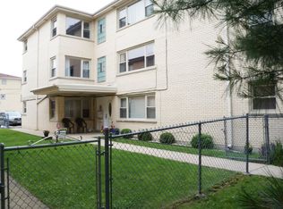 2422 N 77th Ave APT 2E, Elmwood Park, IL 60707