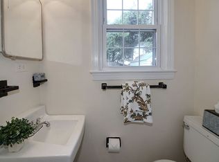 134 N Oakland St, Arlington, VA 22203
