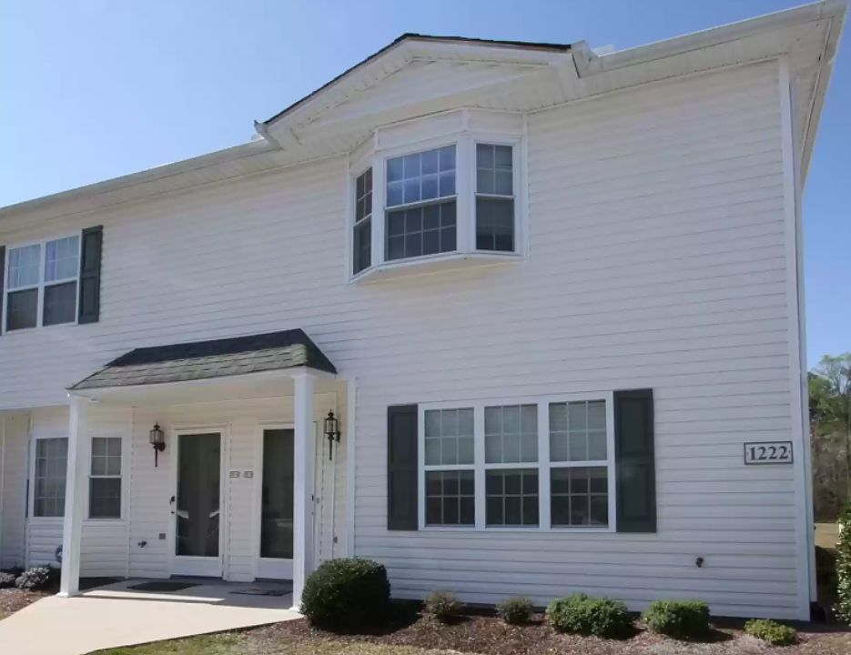 1st image of 1222 Cross Creek Dr Unit W9