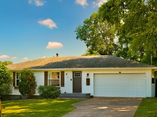 2712 E Cragmont Street, Springfield, MO 65804