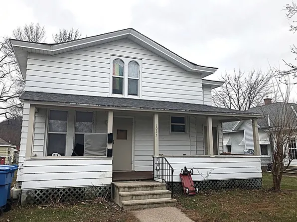 1025 W 9th St, Winona, MN 55987