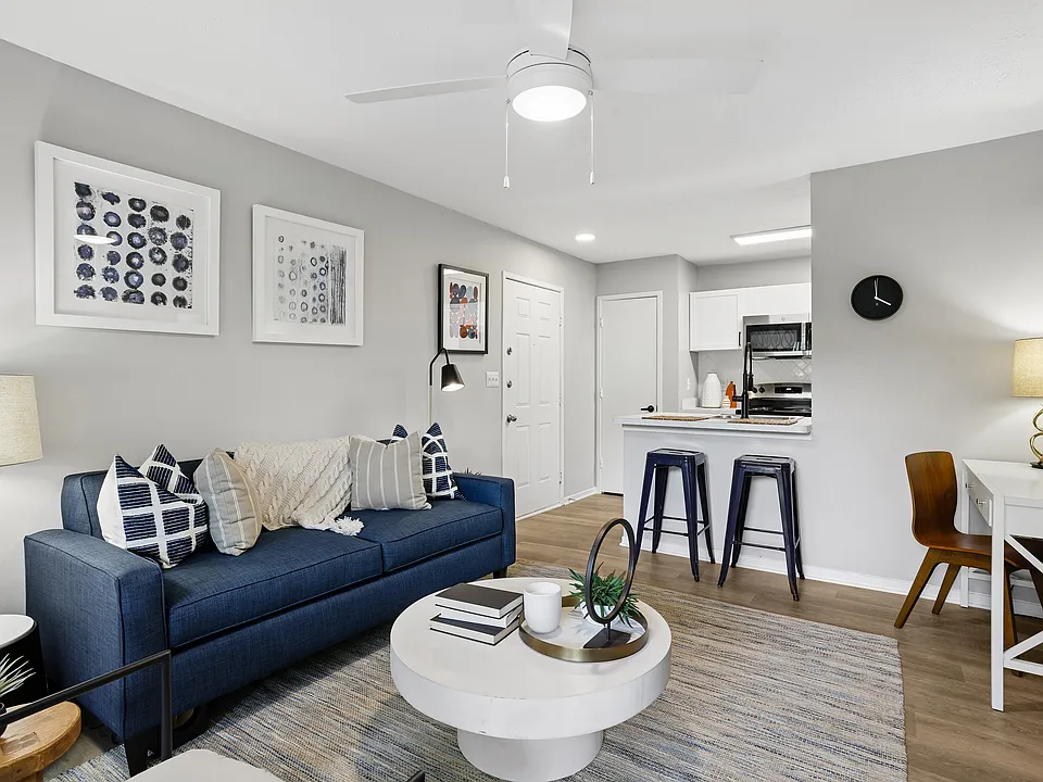 Avana Court