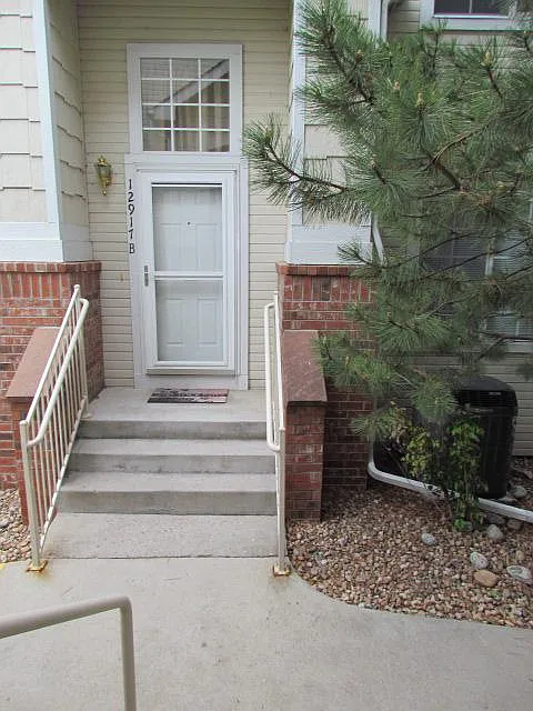 3 bed, 1085 sqft, $2,200 — Photo 1