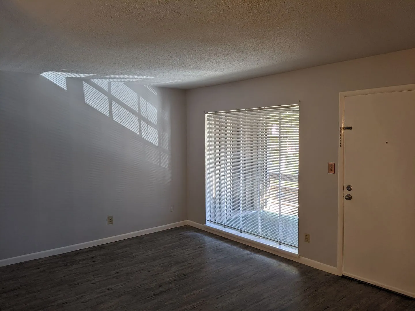 For Rent — Photo 3