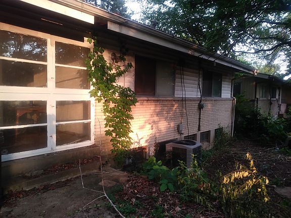 2nd image of 10143 Monarch Dr