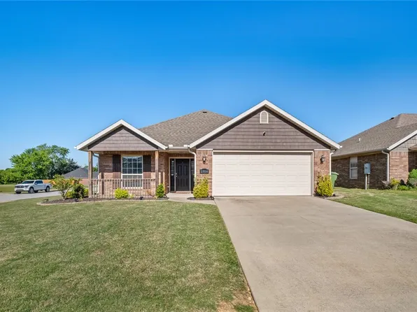 2914 S D Pl, Rogers, AR 72758